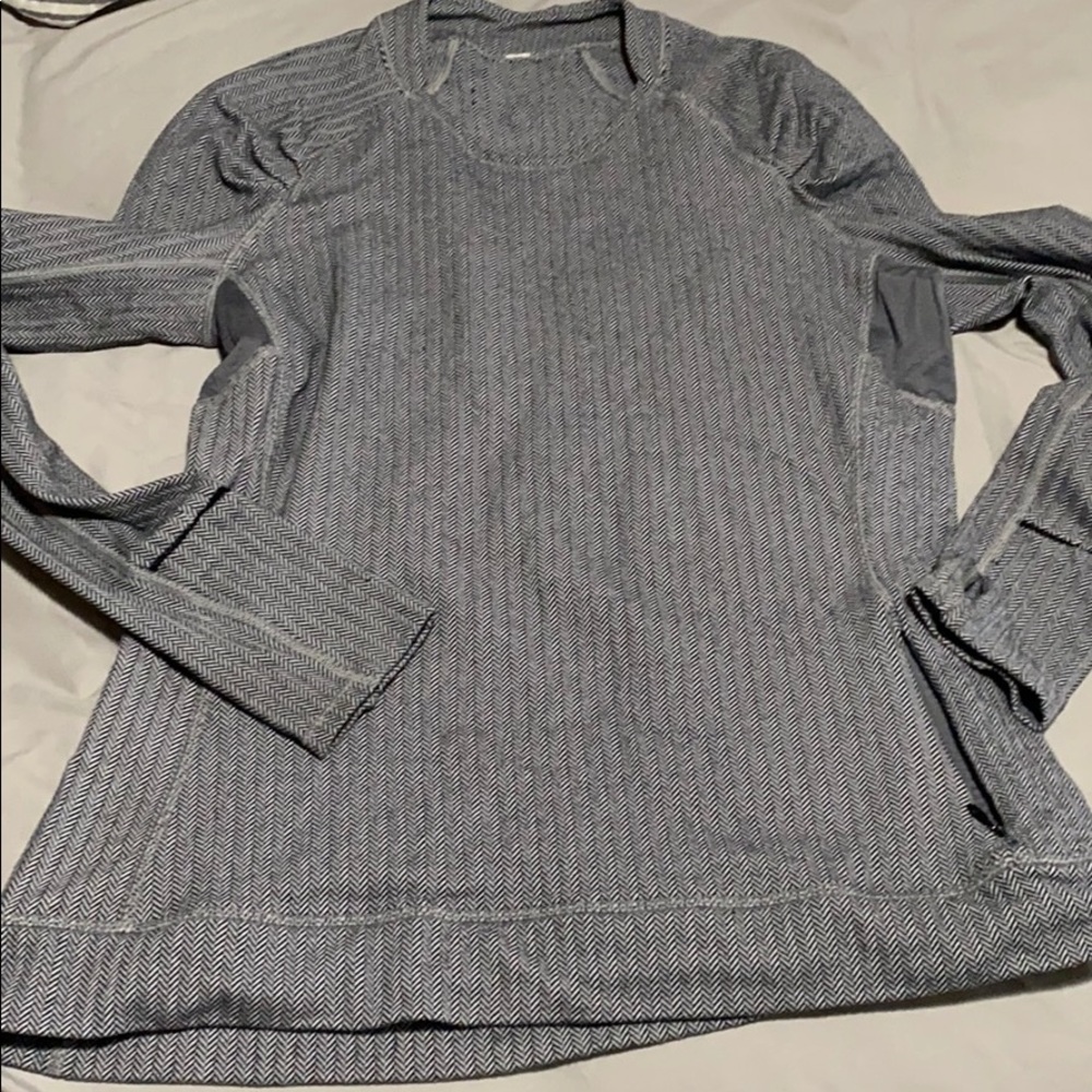 Lululemon herringbone over top sz 10